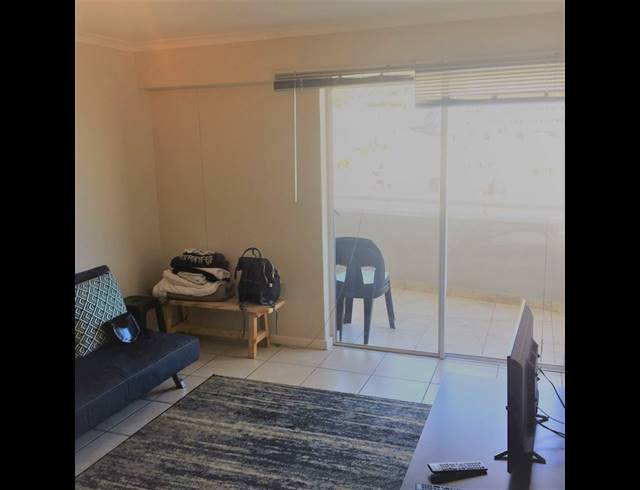 1 BEDROOM APARTMENT TO LET IN SALT RIVER